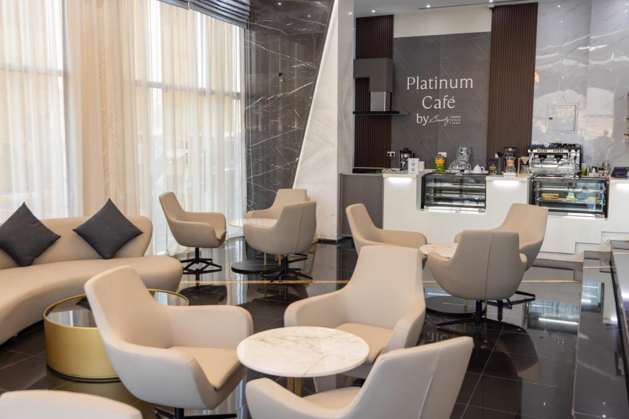 Platinum Coast Hotel Apartments Fujairah Bagian luar foto